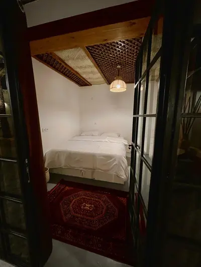 بومگردی سه خوابه ساحلی استخردار مغرب