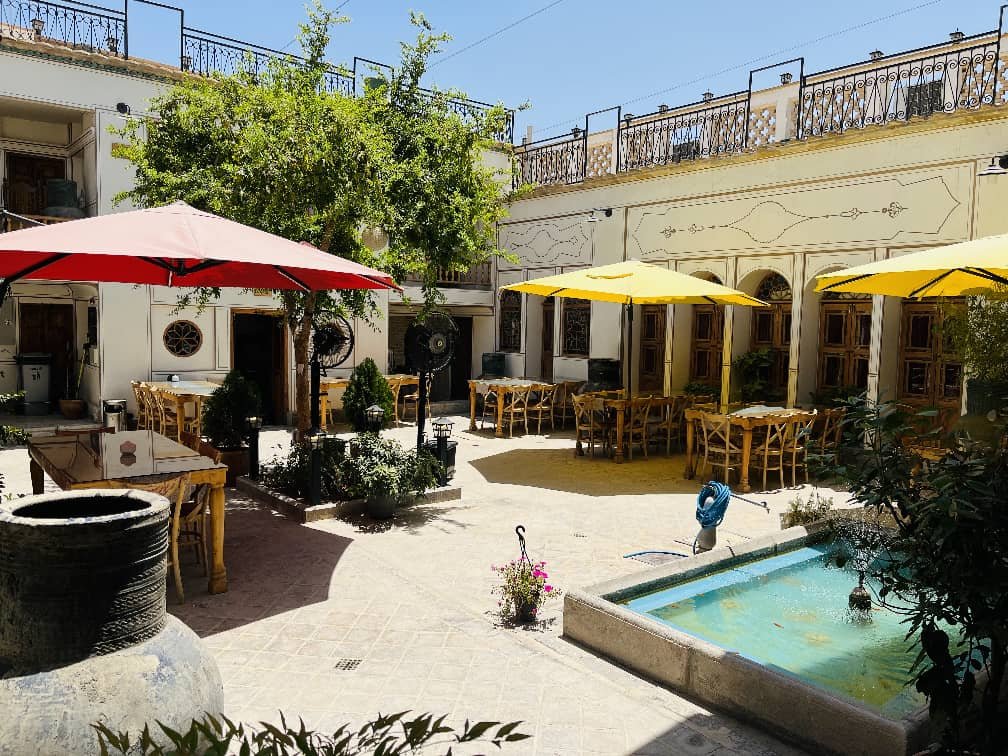 خانه بهشتیان - واحد گل پونه