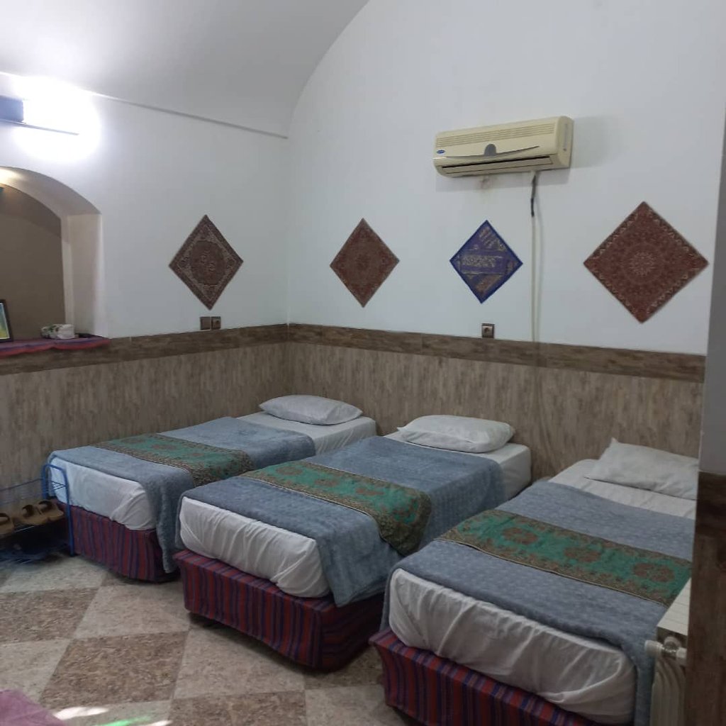 اقامتگاه سنتی دوستانه - واحد سه تخته 3