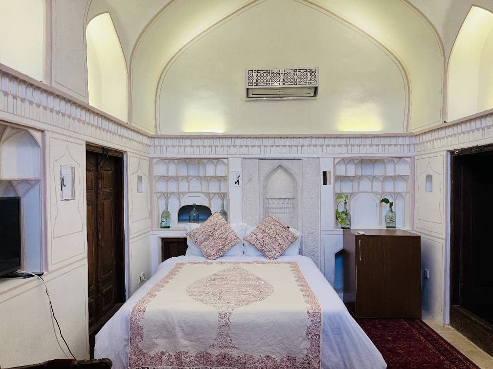 خانه بهشتیان - واحد نسترن