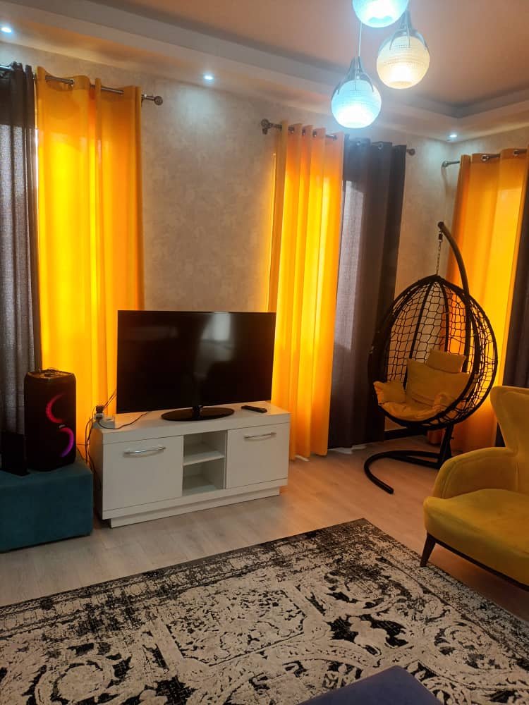 ویلا دوخوابه استخردار آبگرم چهارباغ دلکده 1