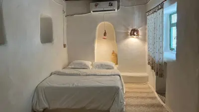 بومگردی چهارخوابه استخردار بارح