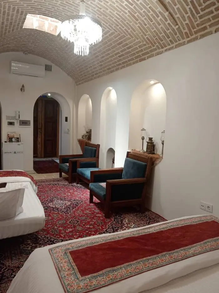 اقامتگاه سنتی نبوی - واحد عقیق 3 -   