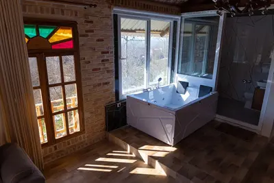 کلبه فلت جنگلی جکوزی دار سی تیکا - واحد کاخ