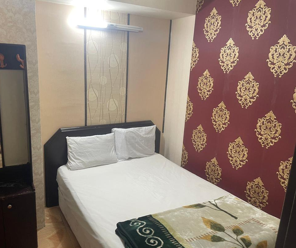 قصر سفید - واحد یک خوابه چهارتخته ۲۰۲ -