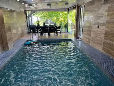 ویلا دو خوابه استخردار آبگرم مقدم 1