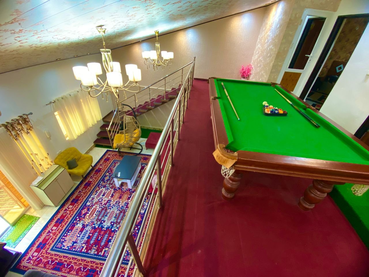 ویلا دوخوابه استخردار زرد