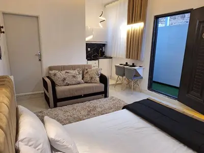 سوئیت فلت روم لند ۱