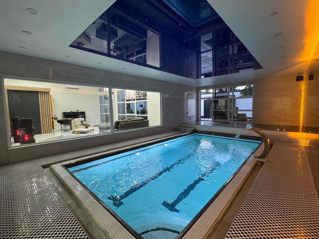 سه خوابه استخردار آبگرم رویال وینگس