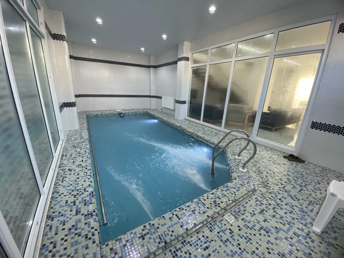 ویلا سه خوابه استخردار آبگرم افشین 1 -