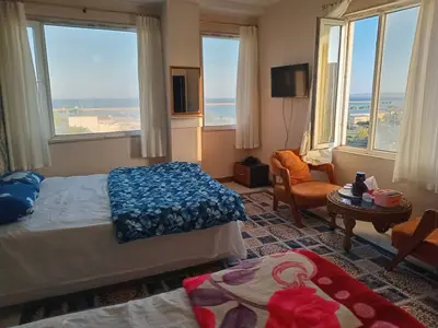 مجتمع اقامتی تیران - واحد 303