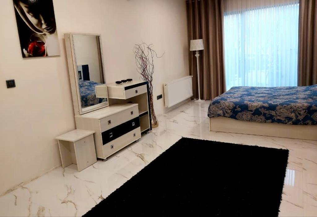 سه خوابه ارغوان 1 گمنام