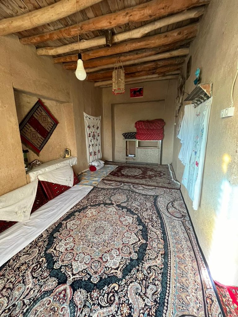 بومگردی اسپاخو - واحد بالاخانه