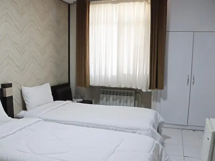 مجتمع اقامتگاهی جلفا - واحد سه تخته