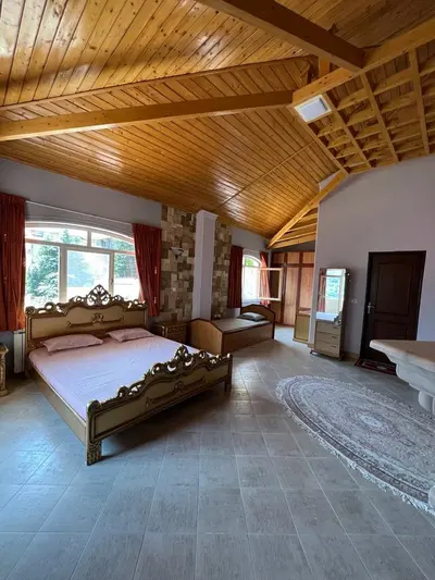 ویلا تریپلکس جنگلی چهارخوابه آوانگارد