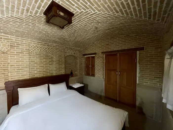اقامتگاه سنتی سینا - واحد دوتخته 4 -   