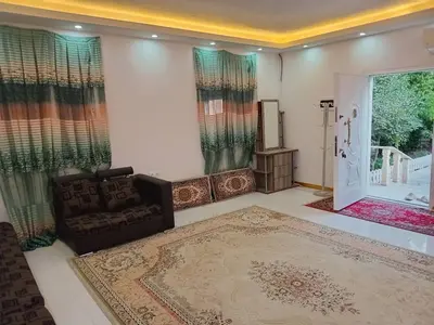 ویلا فلت استخردار آبگرم باغ یاس