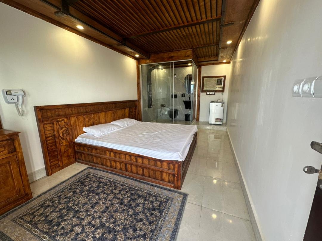 میرزا - واحد 2 پریمیوم