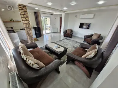 ویلا دوخوابه جکوزی دار گیسوم 2