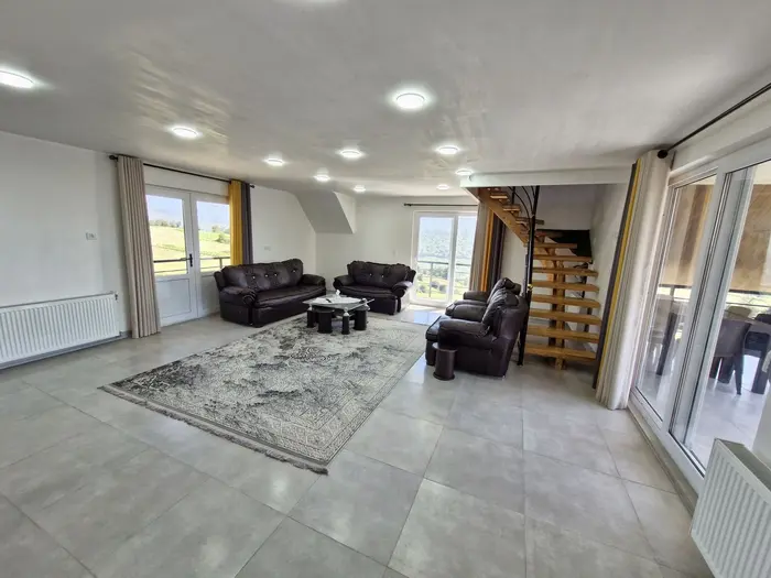 ویلا دوخوابه دوبلکس جکوزی دار گیسوم