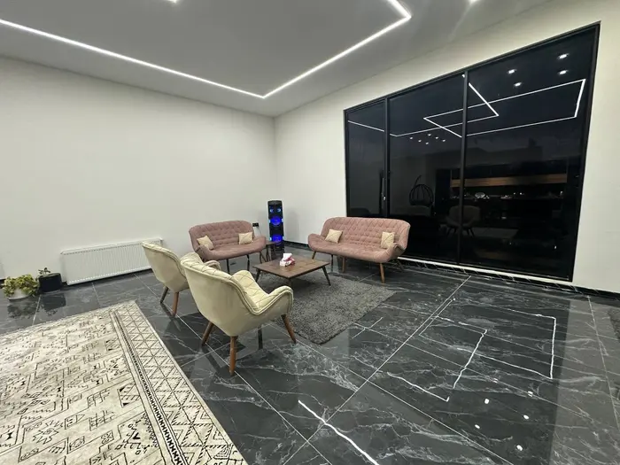 ویلا دوخوابه استخردار آبگرم اهورا 3