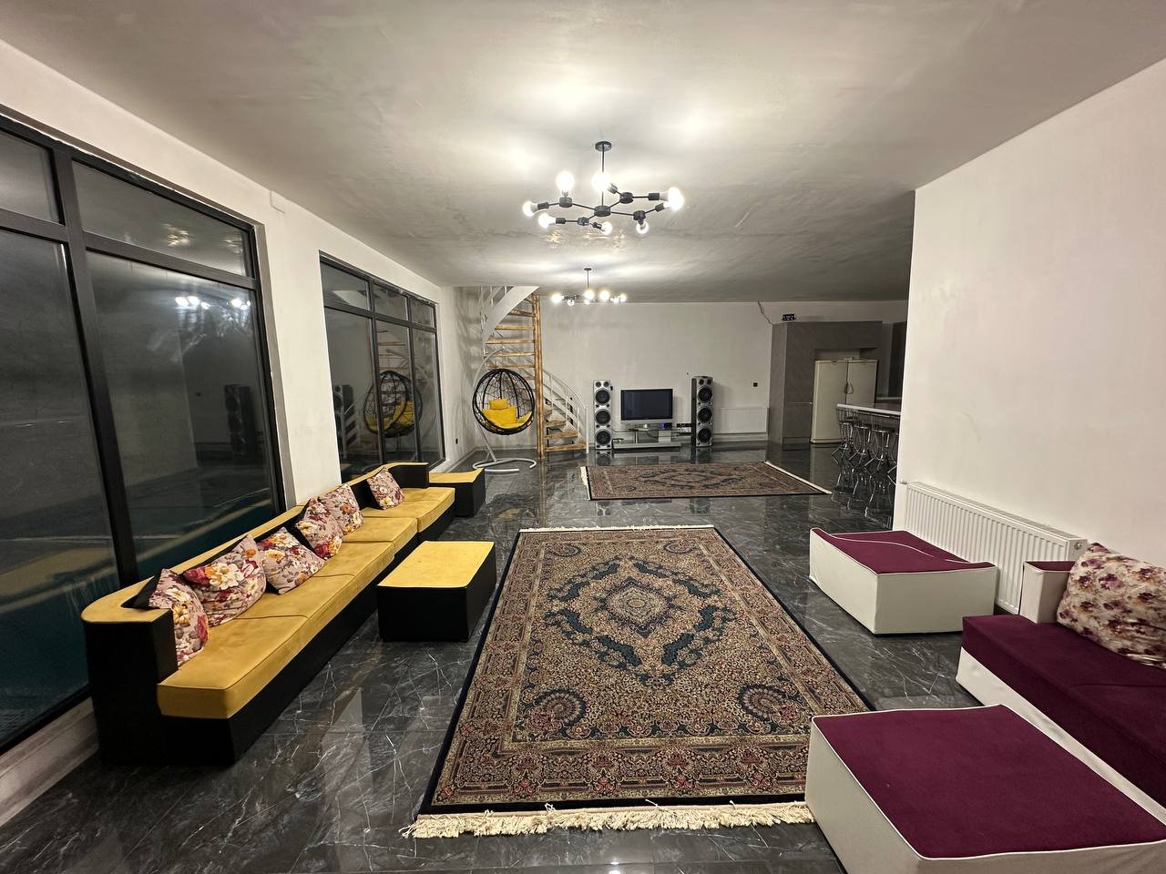 ویلا سه خواب استخردار آبگرم خجسته