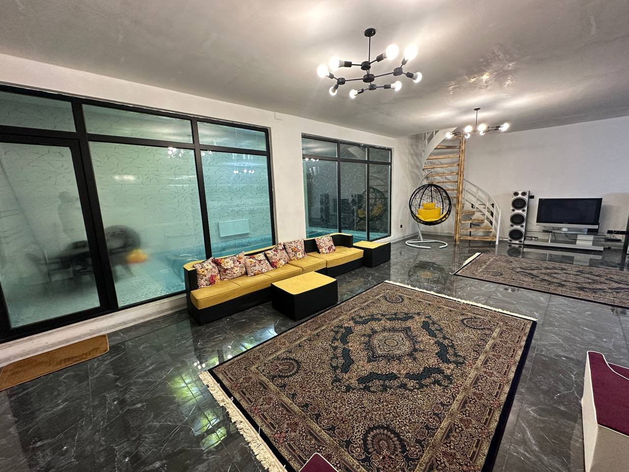 ویلا سه خواب استخردار آبگرم خجسته