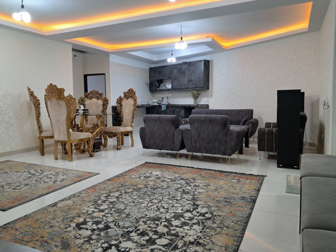 ویلا دوخوابه استخردار آبگرم باسمنج