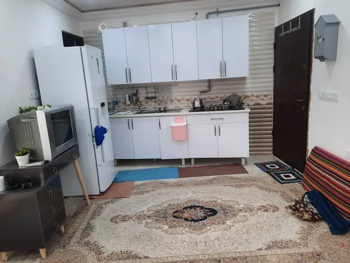 بوم گردی یک خوابه ولایت 8