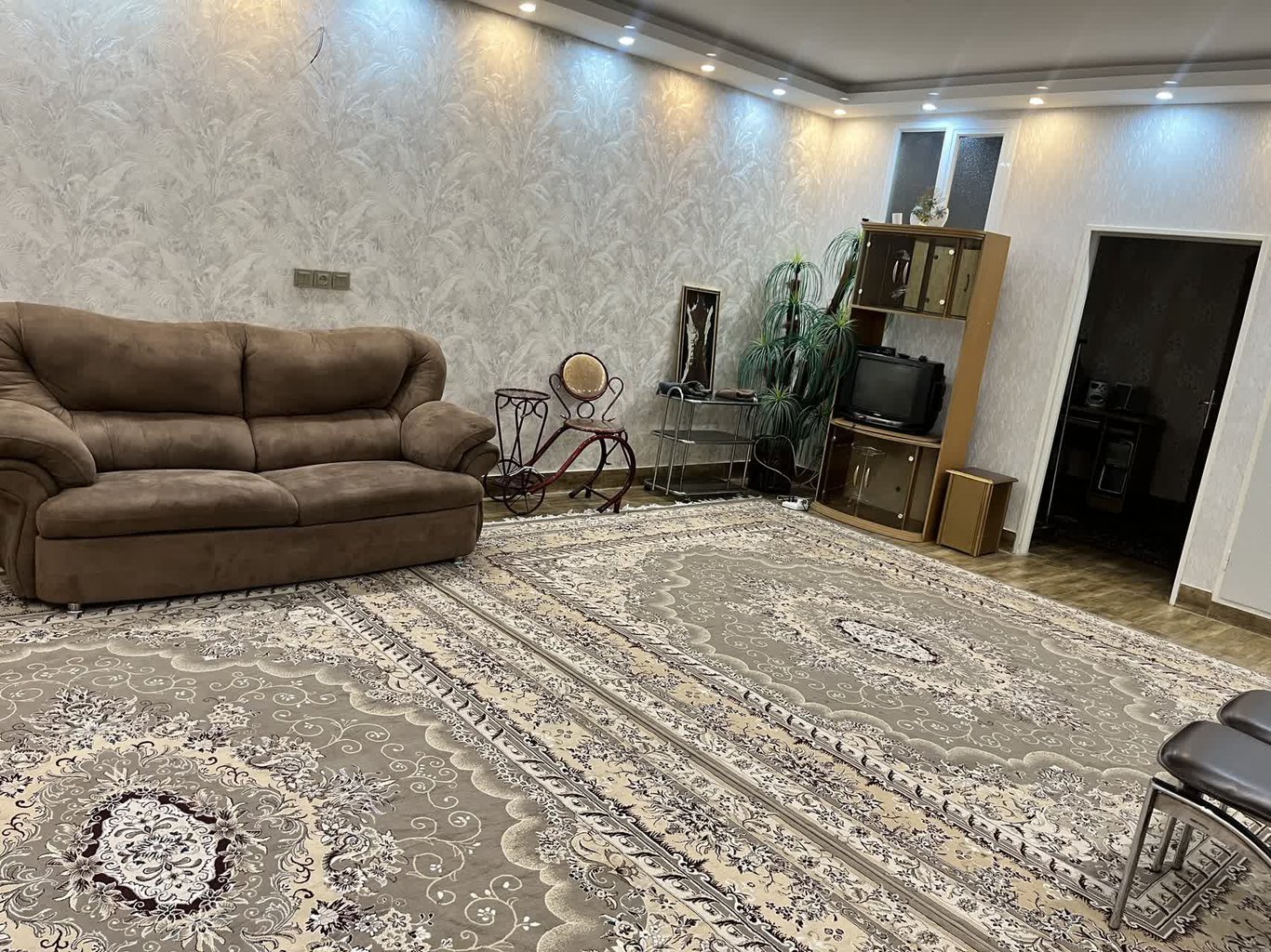 آپارتمان یک خوابه میلاد 6