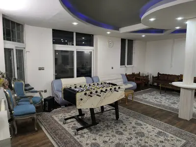 ویلا یک خوابه باغ عمارت سامان