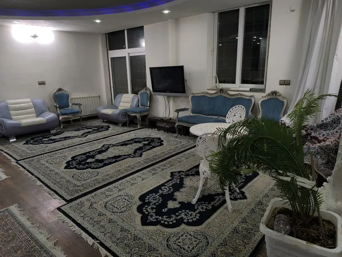 ویلا یک خوابه باغ عمارت سامان