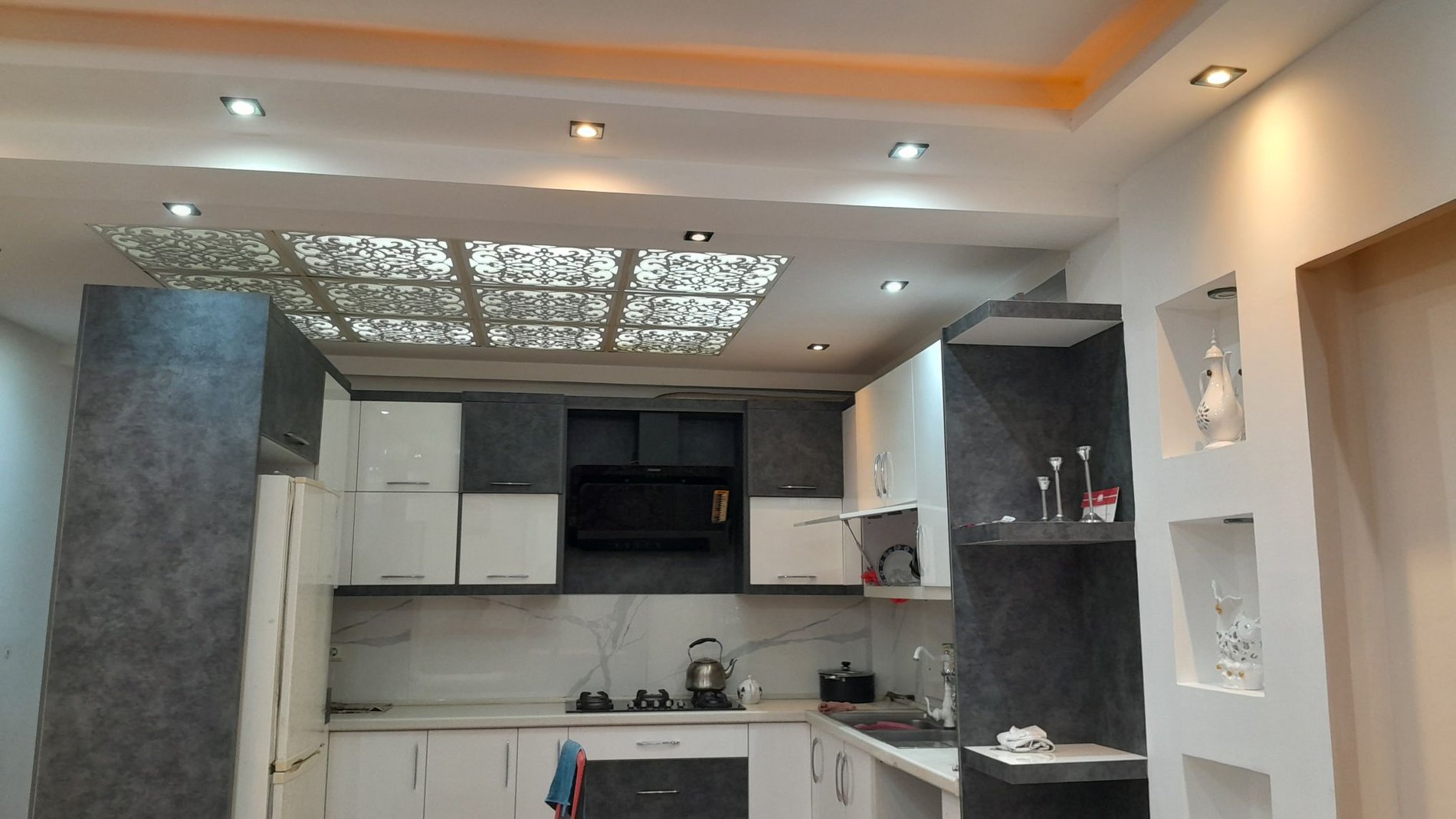 ویلا دوخوابه جنگلی اطلس