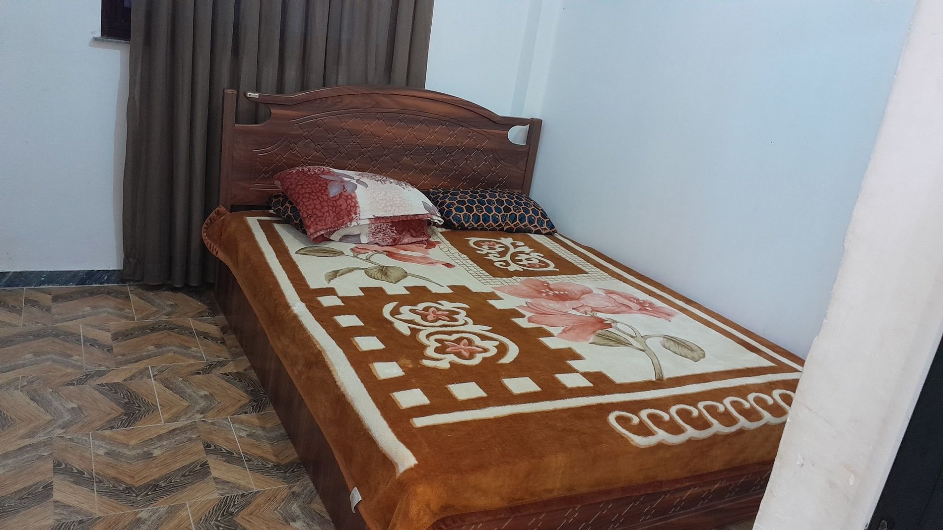 ویلا دوخوابه جنگلی اطلس