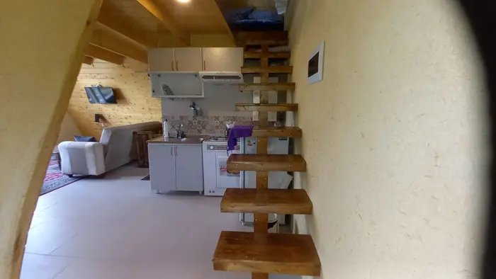 کلبه یک خوابه سوئیسی عمو عزیز ۳