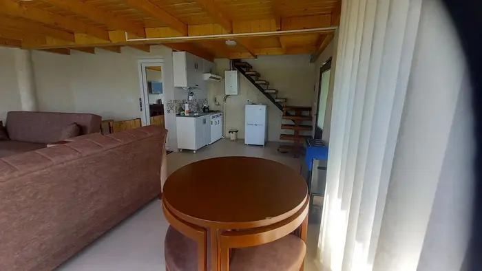 کلبه یک خوابه سوئیسی عمو عزیز ۴