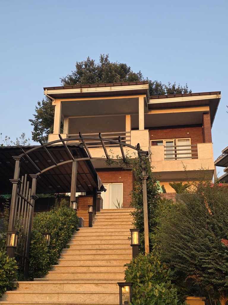 ویلا دوخوابه دوبلکس جنگلی سوخته کوه