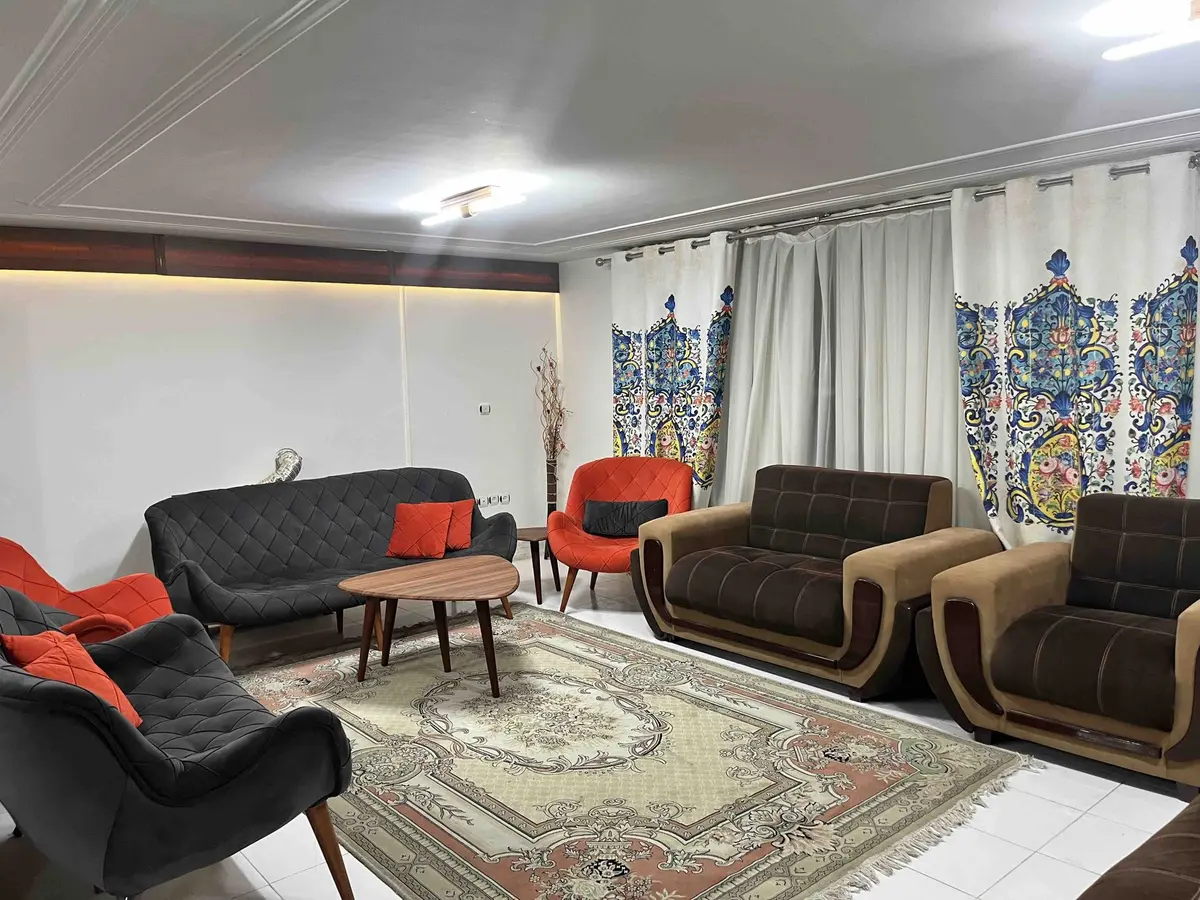 آپارتمان یک خوابه شهرک گلستان 2 - انتخاب عنوان تصویر