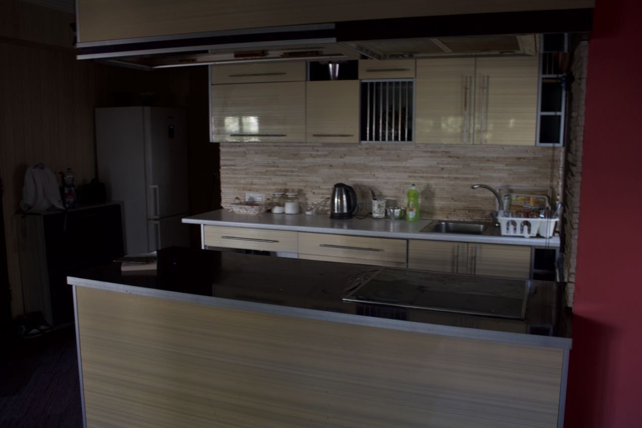 آپارتمان دوخوابه ادیب