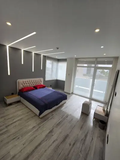 ویلا چهارخوابه استخردار آبگرم پادرا