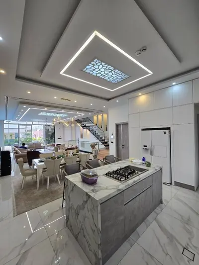 ویلا چهارخوابه استخردار آبگرم پادرا