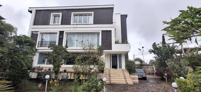 ویلا سه خوابه استخردار عزت