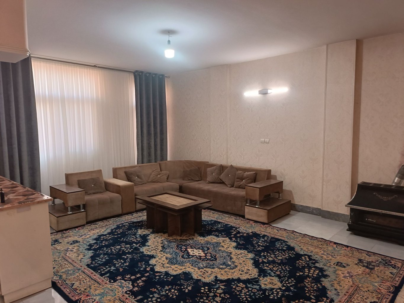 آپارتمان دوخوابه طلوع 3