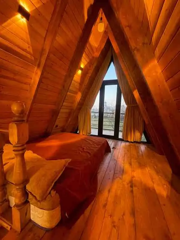 کلبه یک خوابه سوئیسی دوبلکس فانوس - انتخاب عنوان تصویر