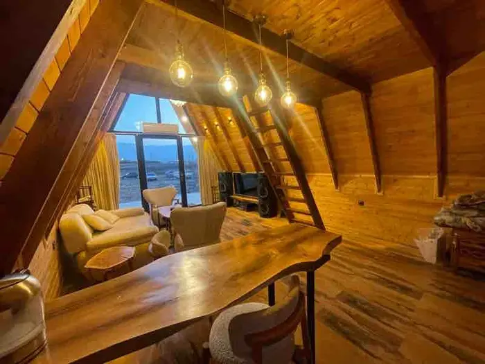 کلبه یک خوابه سوئیسی دوبلکس فانوس - انتخاب عنوان تصویر