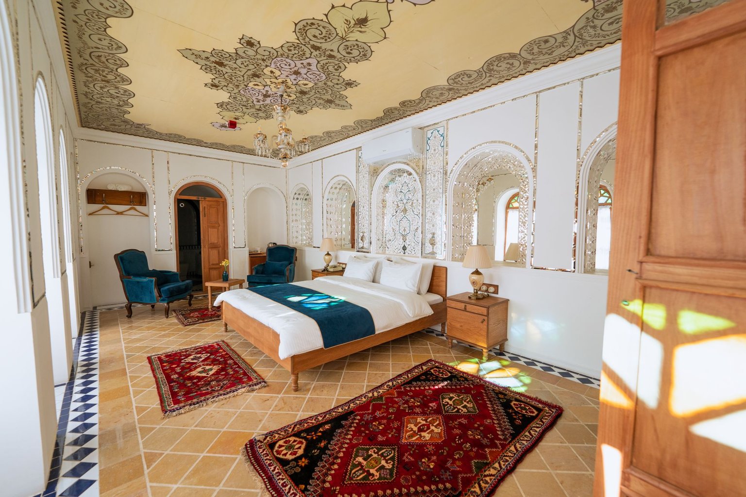 اقامتگاه سنتی مهربانو - واحد شاباجی