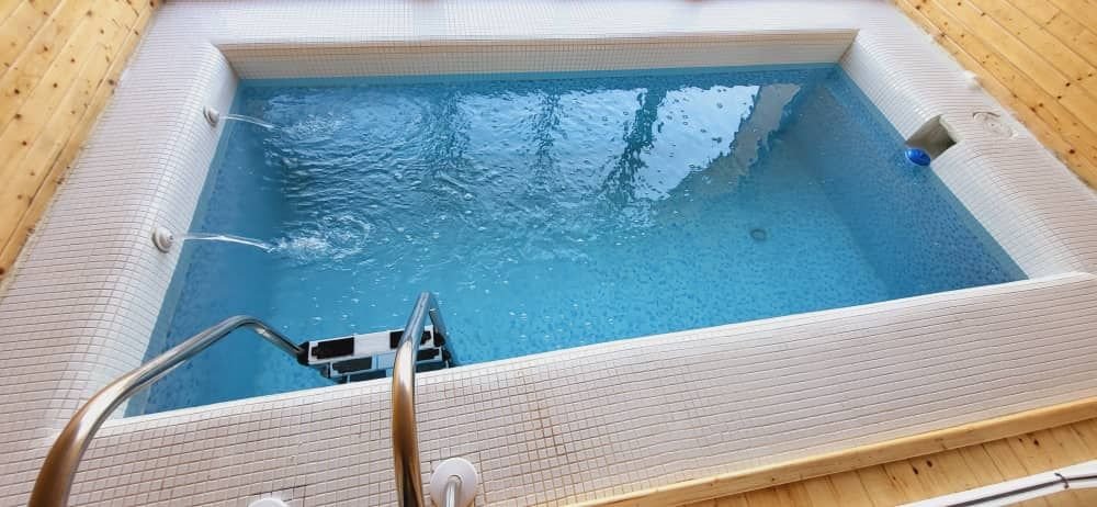 یک خوابه سوئیسی استخردار لمپا ۲