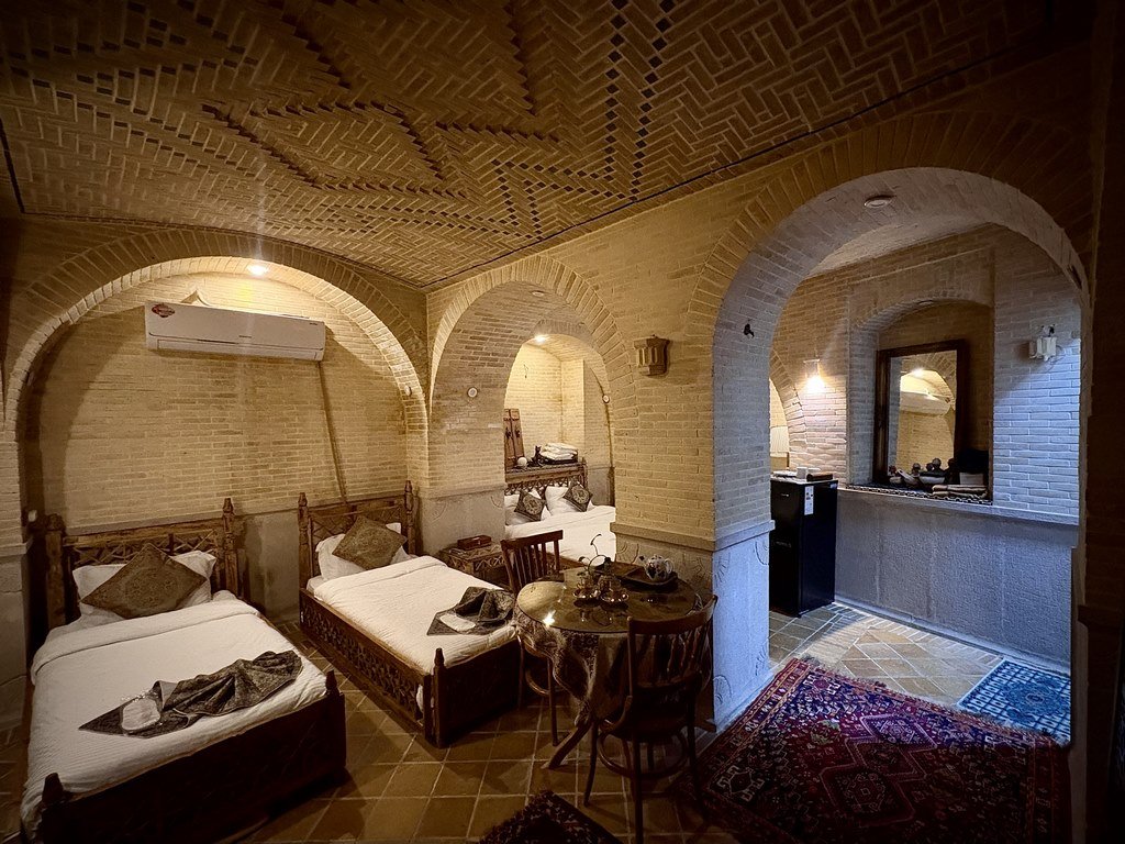 اقامتگاه سنتی بوتیک  هتل جهانشاهی - واحد رواق