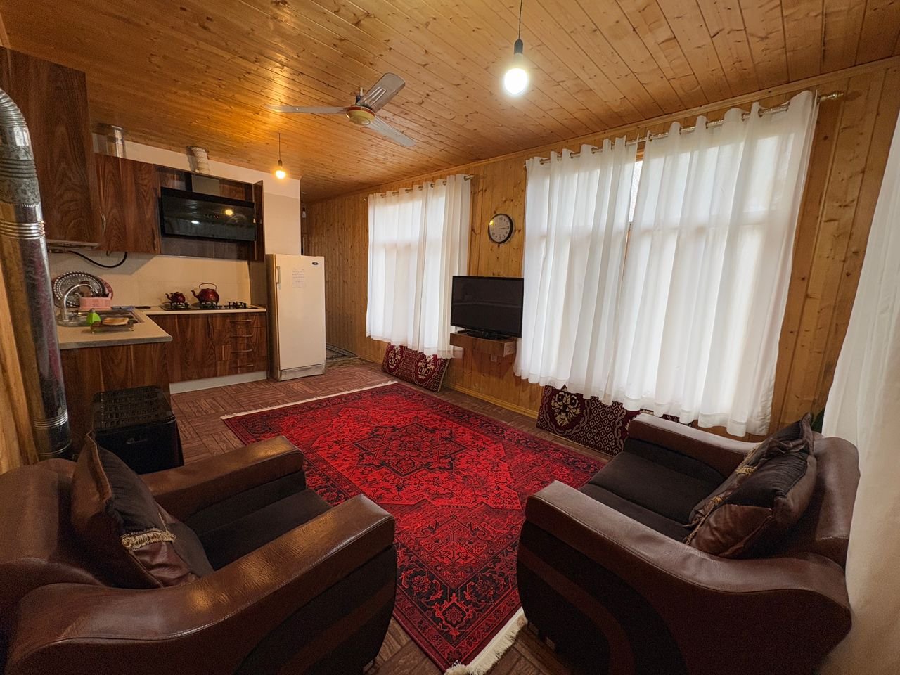 کلبه یک خوابه گردو 1