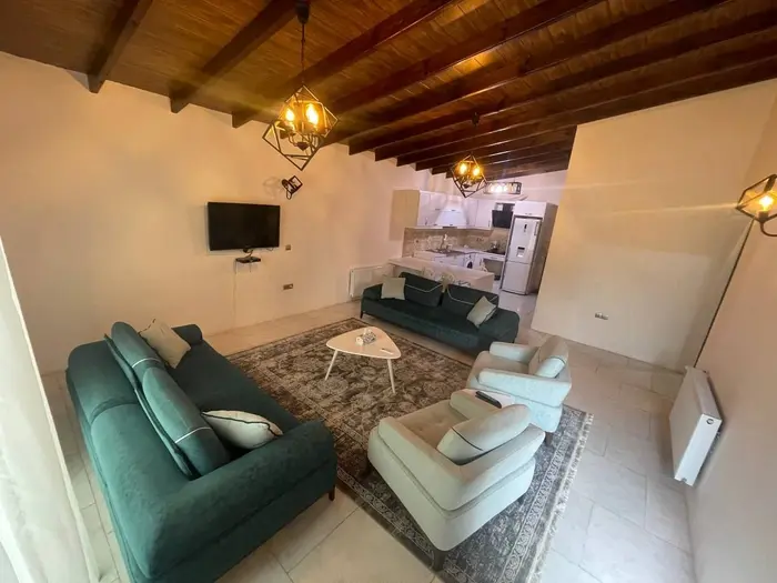 ویلا دوخوابه کاشانی 5